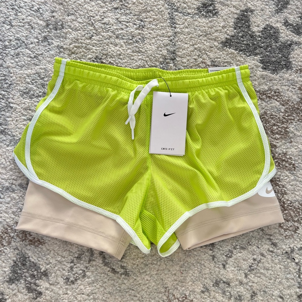 Nike Girls' Dri-FIT Tempo 2-in-
1 Training Shorts - Size M